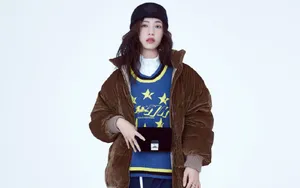 周雨彤个性潮流图片_8