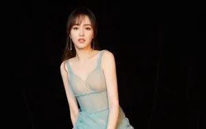唐嫣薄纱裙透视性感写真图片_2