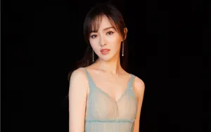 唐嫣薄纱裙透视性感写真图片_5