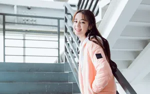 迪丽热巴甜美风格图片_2