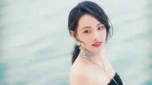 性感女明星张嘉倪图片_3