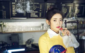 俊俏美女梁洁图片_6