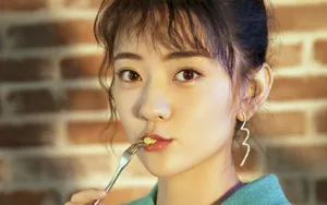 俊俏美女梁洁图片_8
