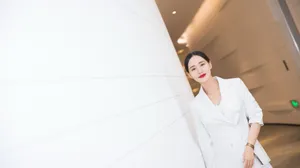 美女王智图片_12