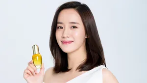 美女王智图片_15