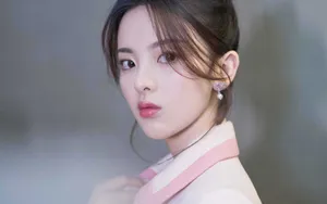 杨超越粉色图片壁纸_8