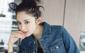 古力娜扎居家写真图片壁纸_2