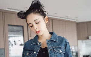 古力娜扎居家写真图片壁纸_4