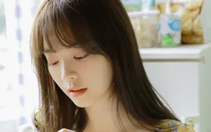 气质长发美女写真图片壁纸_7