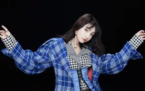 麦迪娜个性写真图片_6