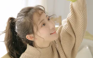 清纯娇嫩美女图片壁纸_5