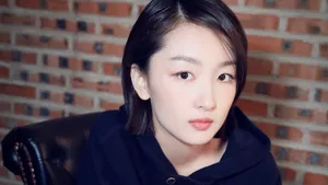 周冬雨图片壁纸_6