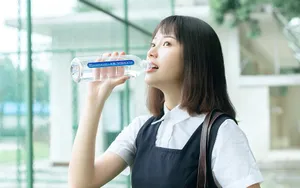 日系清纯学妹图片壁纸_3