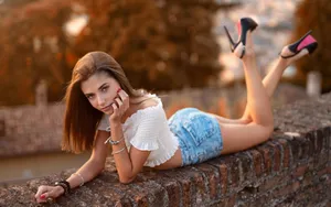 性感欧美美女户外写真图片