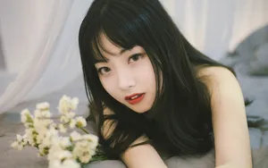 长发美女性感私房图片壁纸_5