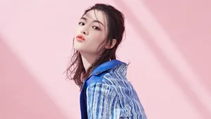 钟楚曦图片