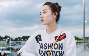 迷人大美女迪丽热巴图片壁纸_8
