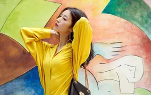 美女周雨彤图片_8