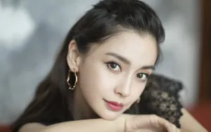 angelababy黑色蕾丝性感写真图片_5