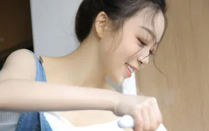 性感白嫩美女图片壁纸_3