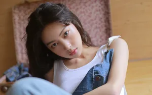 性感气质美女图片壁纸_3