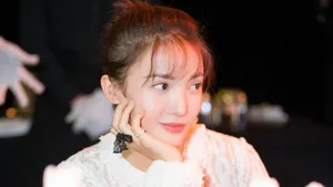 金晨时尚写真图片壁纸_8