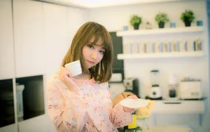 清纯水嫩美女图片壁纸_3