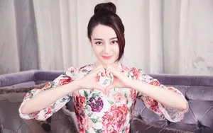 妩媚女人迪丽热巴图片_5