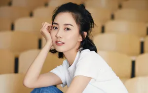 朱颜曼滋图片壁纸