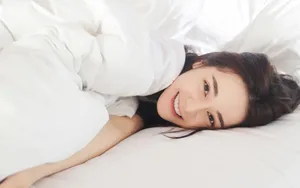 迪丽热巴居家写真图片壁纸_2