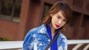 妩媚金晨街拍图片_4