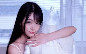 穿夏装吊带裙的美女图片_6