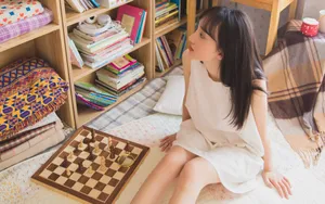 慵懒迷人美女图片_5