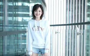 甜美可爱古力娜扎街拍图片_8