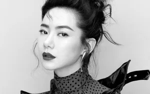 冷酷美女戚薇图片_8