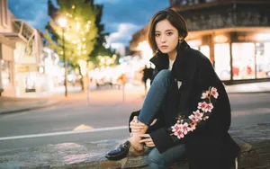 古力娜扎街拍图片壁纸_7