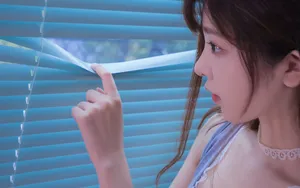 性感短裙美女图片壁纸_3