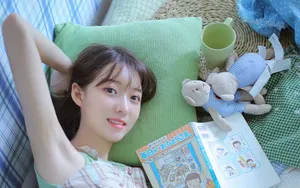 清新美女性感图片壁纸_6
