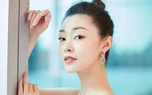 宋轶深V礼服图片壁纸_3