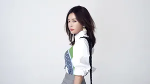 秦岚美丽动人图片壁纸_6