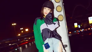 秦岚美丽动人图片壁纸_8