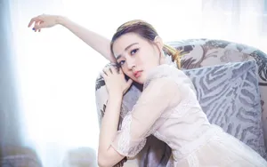 徐璐迷人肉色透视装写真图片_5