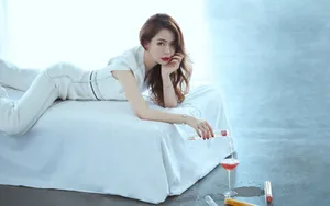 戚薇个性写真图片壁纸_5