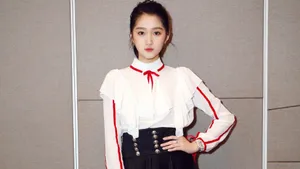 美女明星关晓彤图片_13