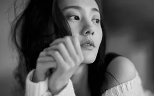 李一桐性感黑白写真图片_7