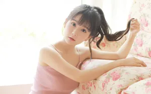 吊带美女清凉诱人图片_7