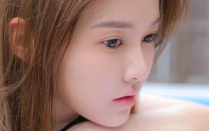 甜美性感泳衣美女图片_2