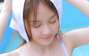甜美性感泳衣美女图片_3