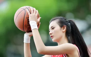 性感美女篮球运行图片_4