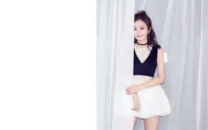 甜美秦岚性感图片壁纸_5